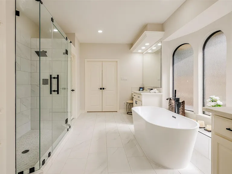5706 Cielio Bay Ct — Photo 24