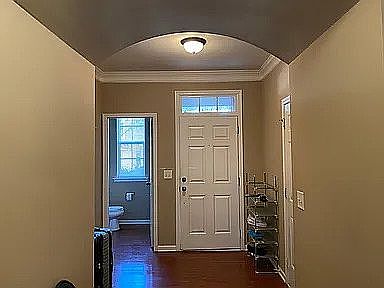 2nd image of 117 Longchamp Ln