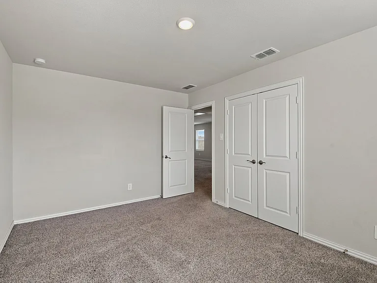 810 Honeydew Ln — Photo 35