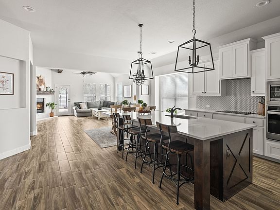 5th image of 421 Monarch Way