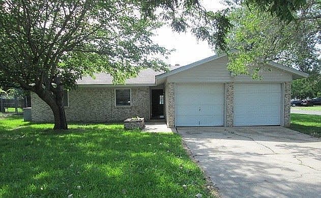 1st image of 1600 Blue Bird Dr