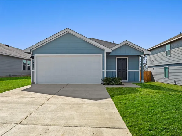 410 Wild Goose Dr, Luling, TX 78648