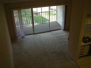 2nd image of 1186 The Pointe Dr
