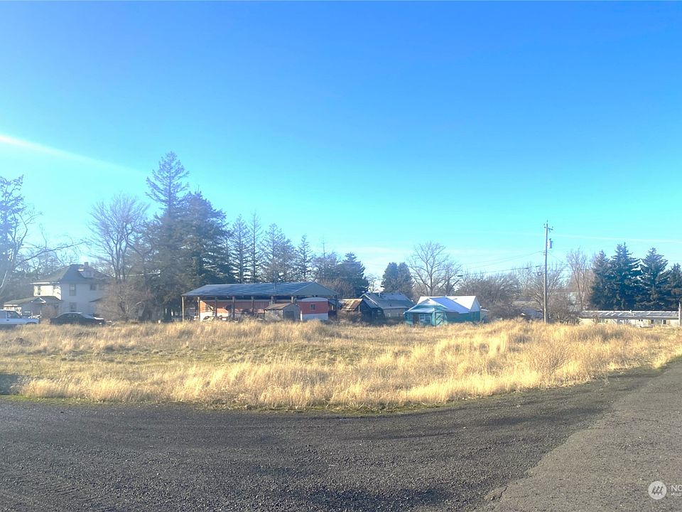 2nd image of 210 N 1st