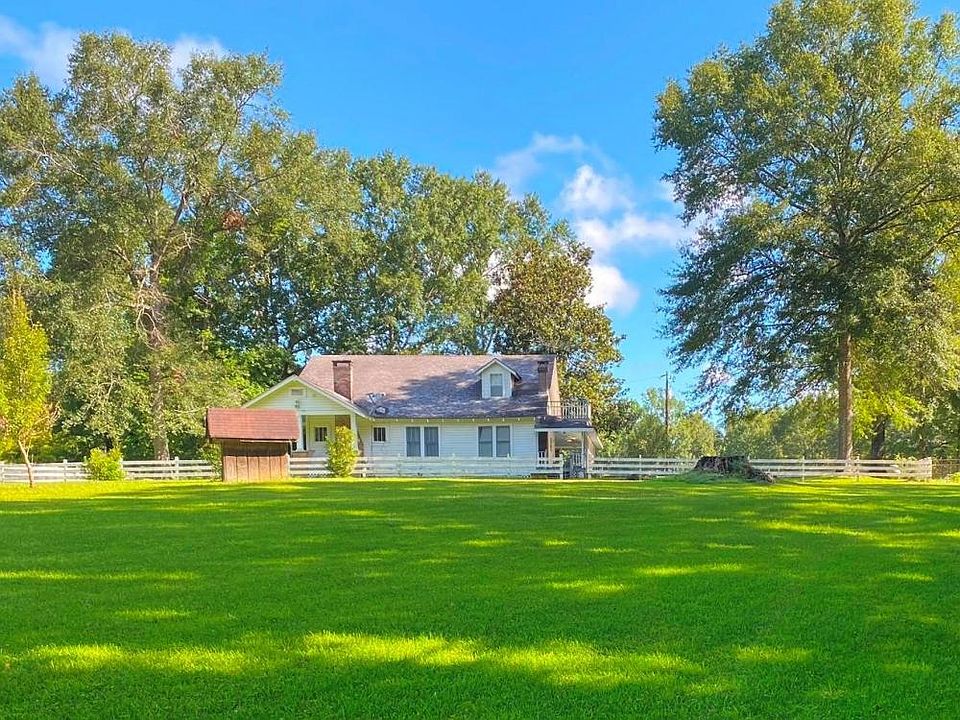 Vintage Farmhouse and 77 acres