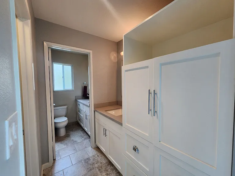 872 Cabot Ln — Photo 13