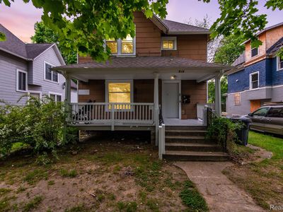 914 Clinton Ave, Kalamazoo, MI, 49001