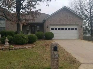 152 Deauville Dr, Maumelle, AR 72113