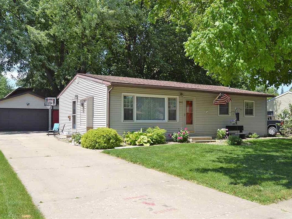 1st image of 1903 N 7th St