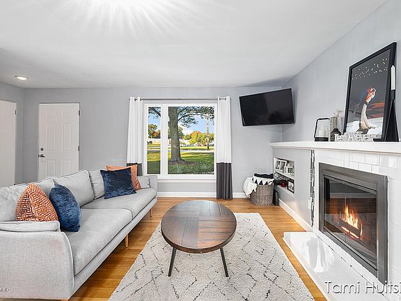 4th image of 3550 Wilson Ave SW