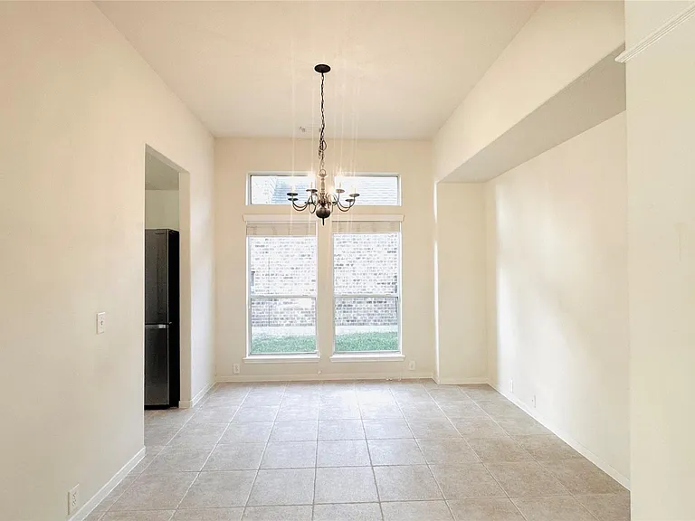 20023 Castlegreen Dr — Photo 7