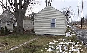 2nd image of 502 S 34th St