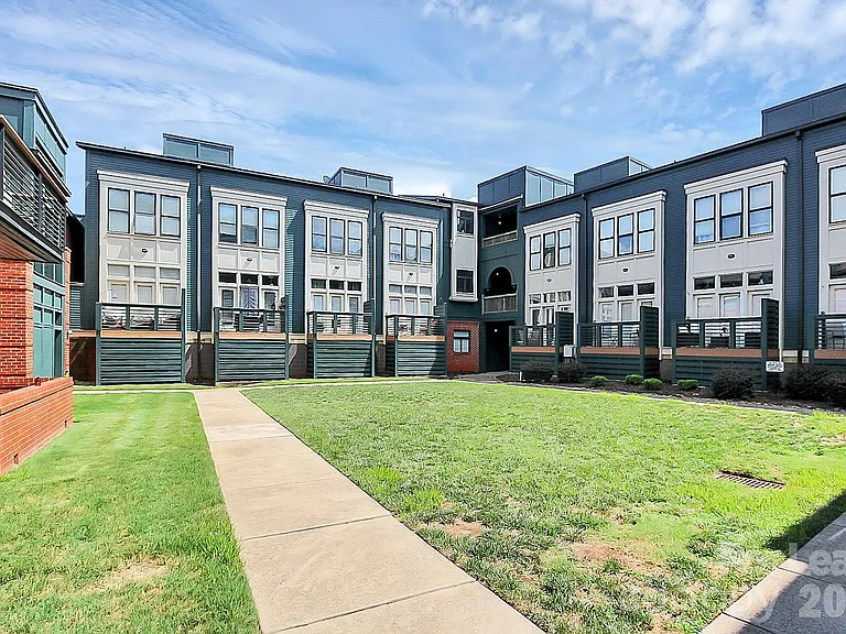 450 New Bern Station Ct — Photo 31