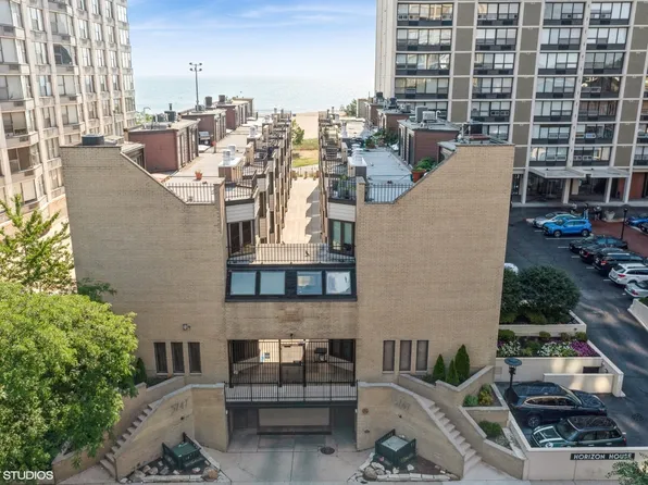 5747 N Sheridan Rd APT L, Chicago, IL 60660