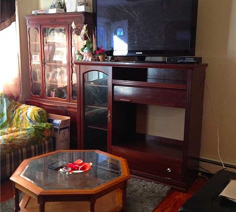 3rd image of 19 Manor Pl