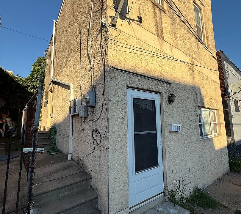 1st image of 2107 Margaret St