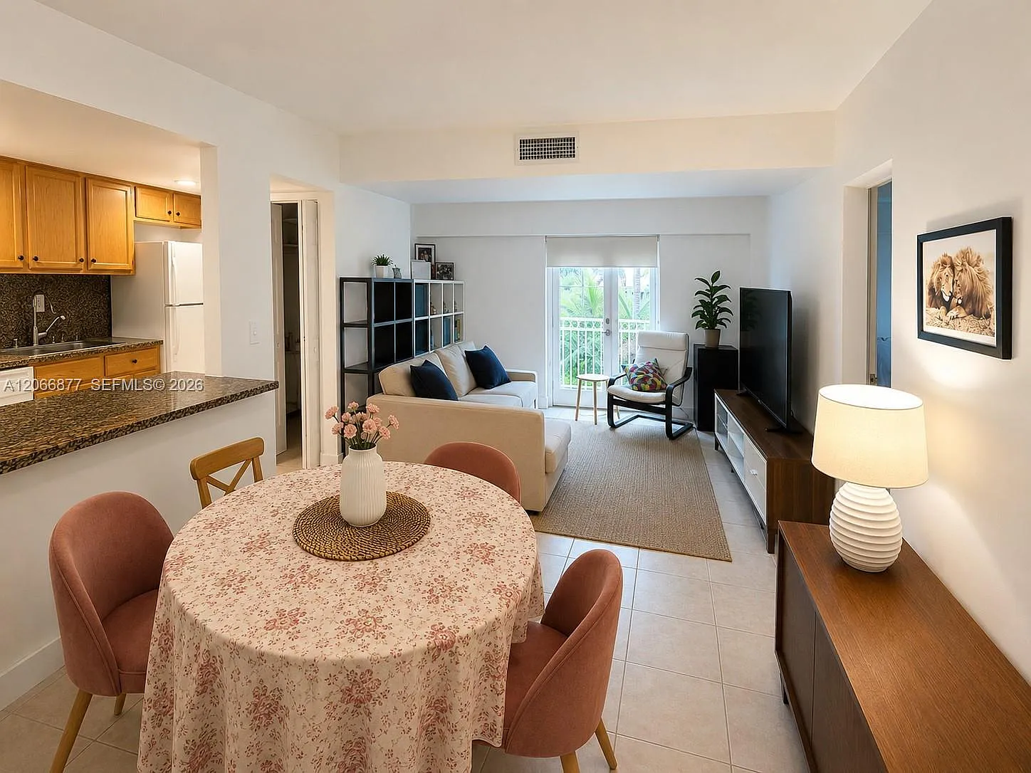Key Islander Condo — Photo 1
