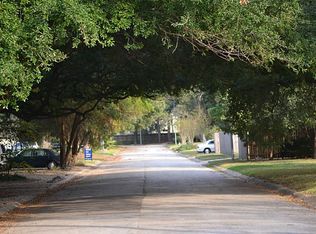 9122 Cathey Ln, Houston, TX 77080