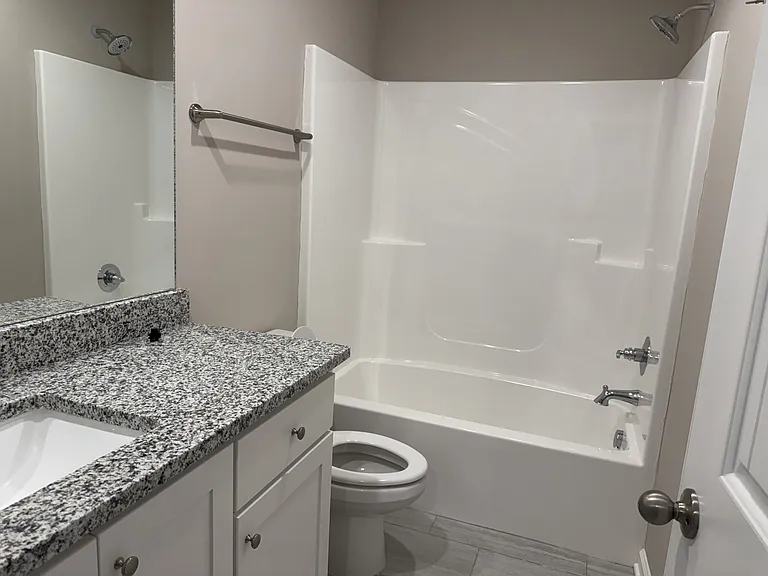 211 Mountaindale Dr — Photo 14