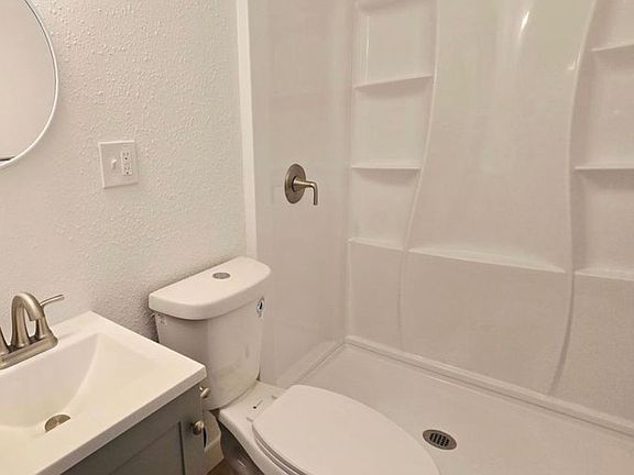 5th image of 1411 Basin St SW #7