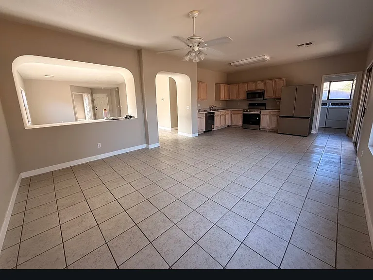 W Canyon Creek Dr — Photo 5