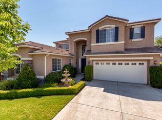 2362 Prescott Ave, Clovis, CA 93619