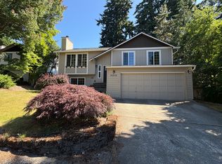 16205 NE 107th Ct, Redmond, WA 98052