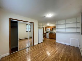 401 8th St SE #3, Minneapolis, MN 55414
