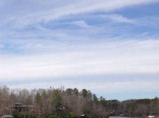 400 Lake Becky Rd, Mountain rest, SC 29664