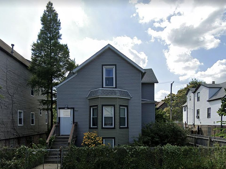 1st image of 1850 N Mozart St #1