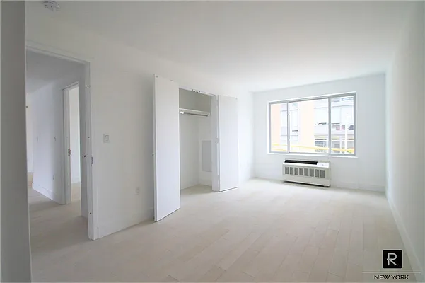 Rented by R New York | media 17