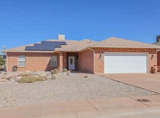 1081 Mimosa Ave, Alamogordo, NM 88310