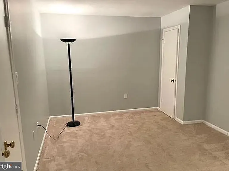 6633 McLean Ct — Photo 21