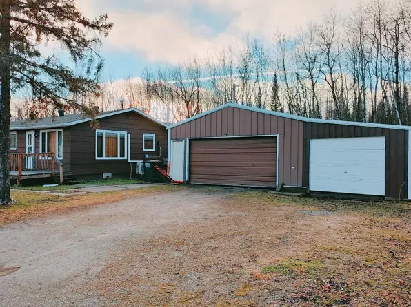 419 1st St SW, Cook, MN 55723