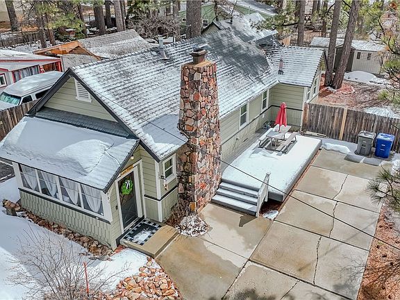 2nd image of 39981 Ohio Ln