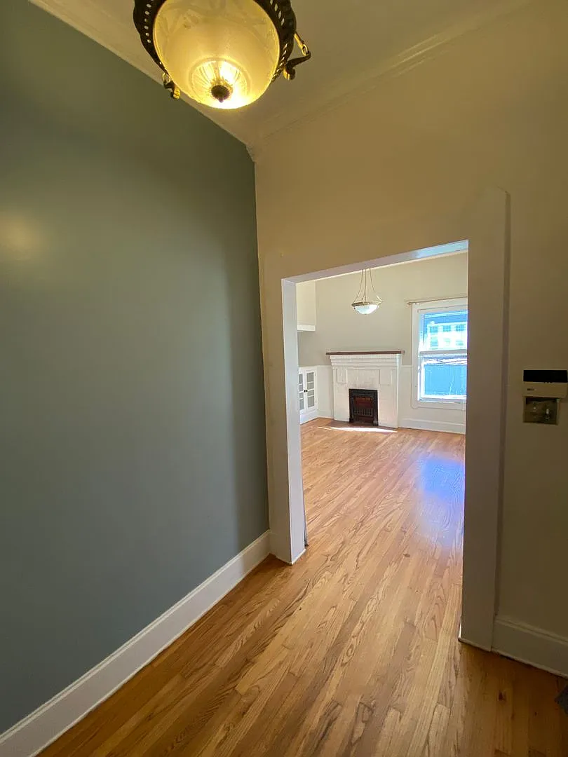 111 Miller Ave — Photo 3