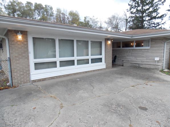 631 N Miami St, Gary, IN 46403