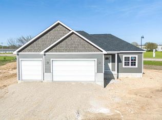 1732 E Kyle Circle, Beloit, WI 53511