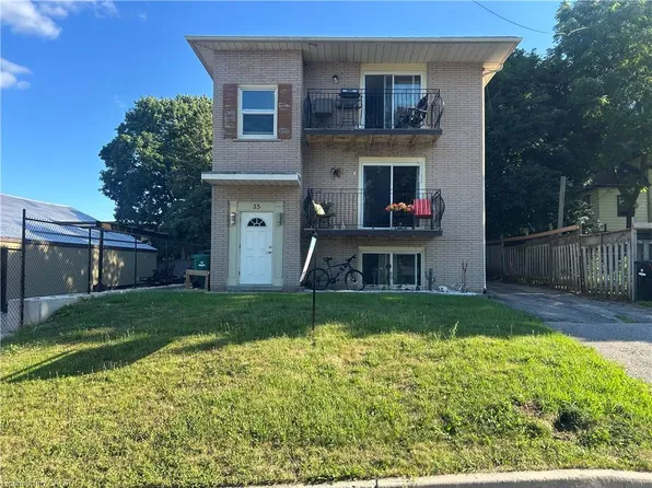 35 Mill St, Woolwich, ON N3B 2K5