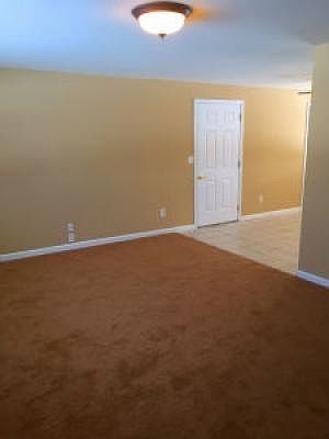 4th image of 5566 Shady Oak St
