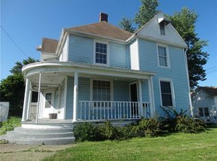 403 Main St, Richmond, MO 64085