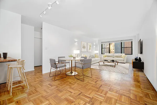 The Mayfair at 301 East 69th Street in Lenox Hill : Sales