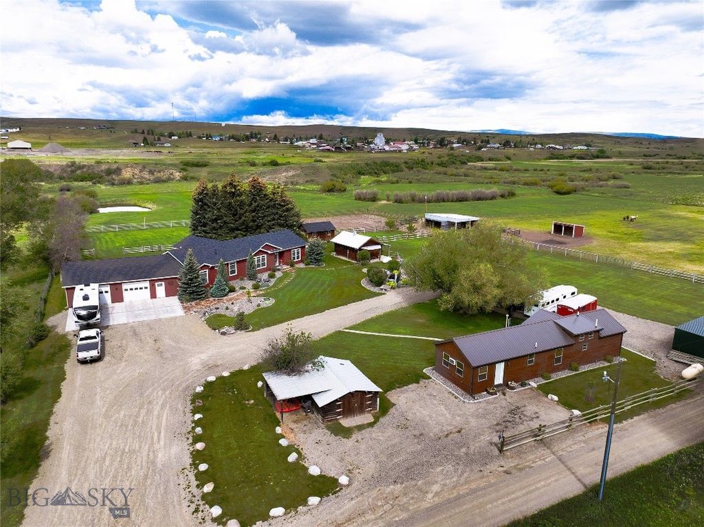 11 Becker Ln, Wilsall, MT - View 2