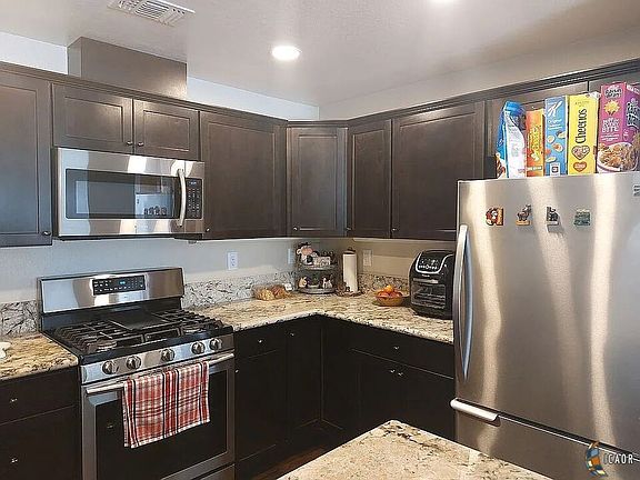 4th image of 1331 Ramona Ct
