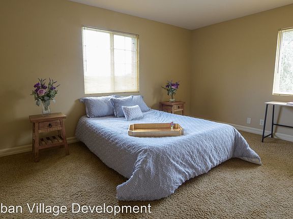 4th image of 315 N 34th St APT 306