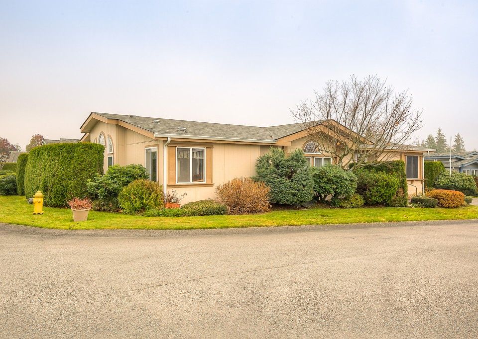 1st image of 1806 Windflower Ln SE #45