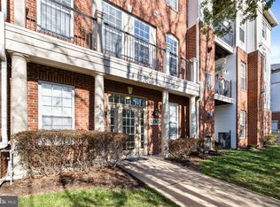 11503 Sperrin Cir UNIT 204, Fairfax, VA 22030
