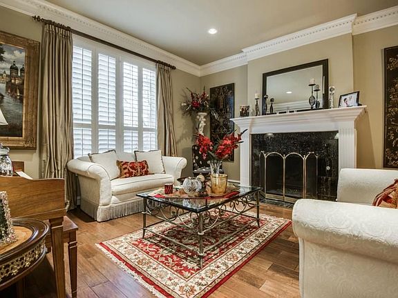 5th image of 5605 Crowndale Dr