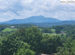 237 Laurel Hill Ln, Boone, NC 28607