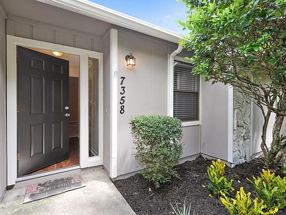 3rd image of 7358 Boysenberry Ct